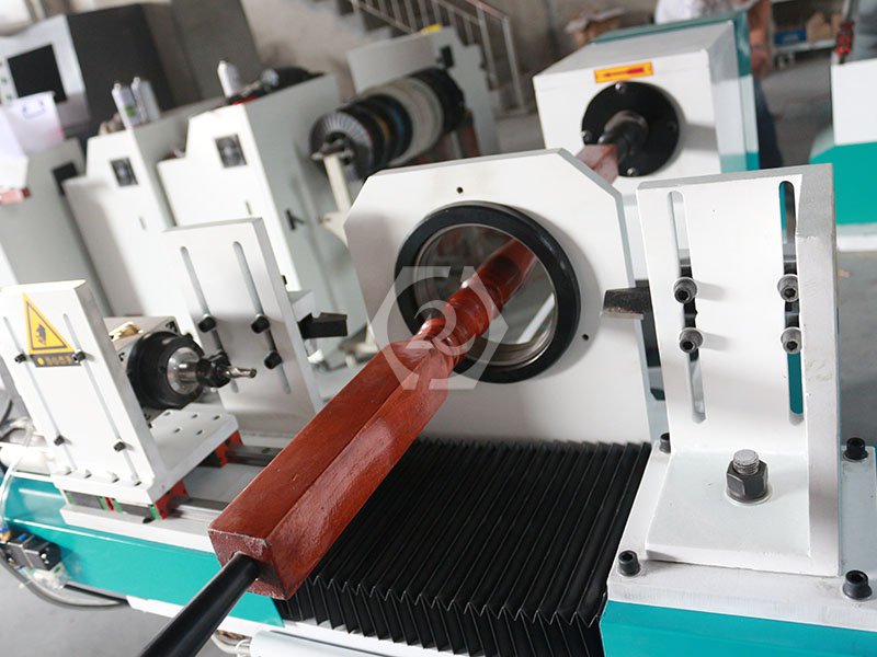 LR-1516-S多功能單軸數(shù)控木工車床