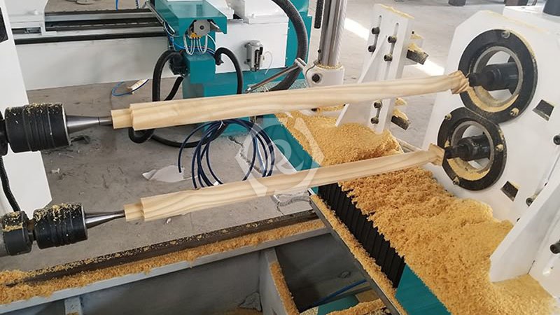 雙軸車?yán)姷褚惑w機(jī)加工圖